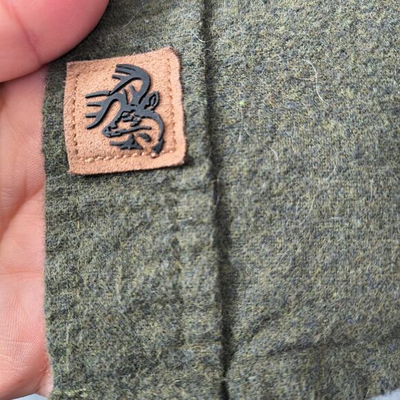 The Legendary Whitetails The Original Buck Camp Men's Medium - Picture 6 of 8